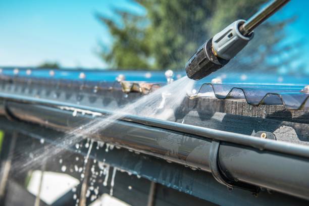 Best Pressure Washing Siding  in Smithville, OH